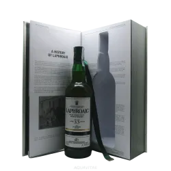 Laphroaig 33 Year Old The Ian Hunter Story Book 3