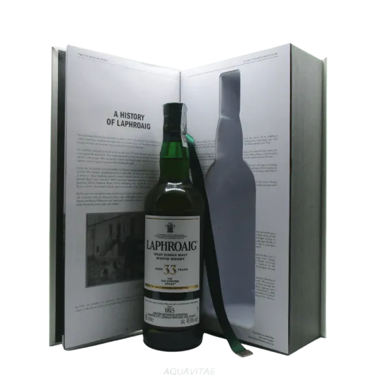 Laphroaig 33 Year Old The Ian Hunter Story Book 3